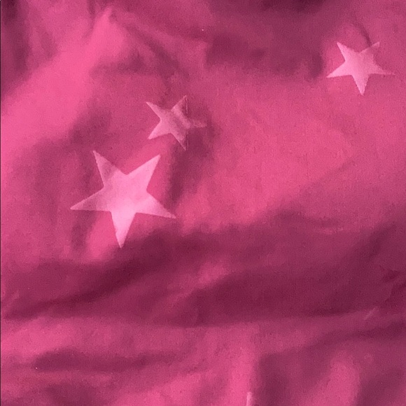 GapFit Sports Bra Low Impact with Racerback - Picture 2 of 7